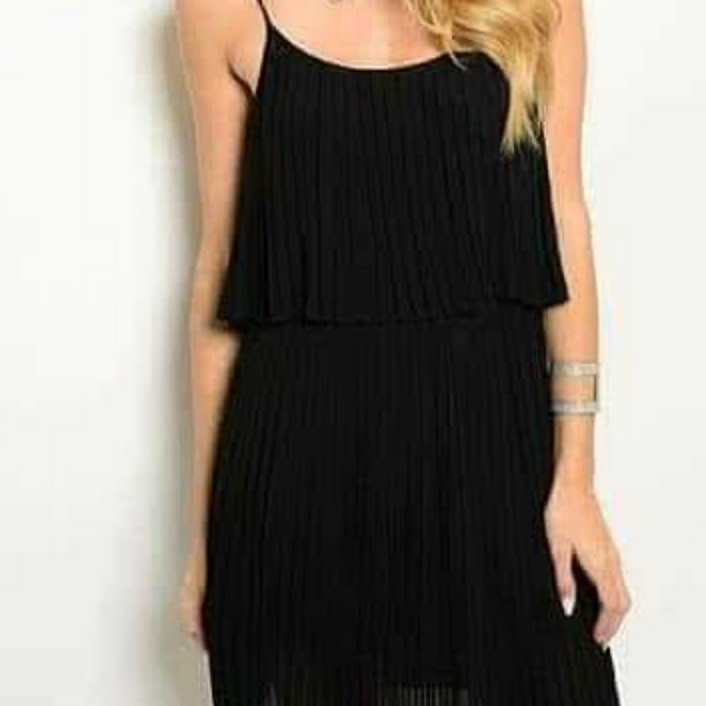 Black Teared Dress with Pleats